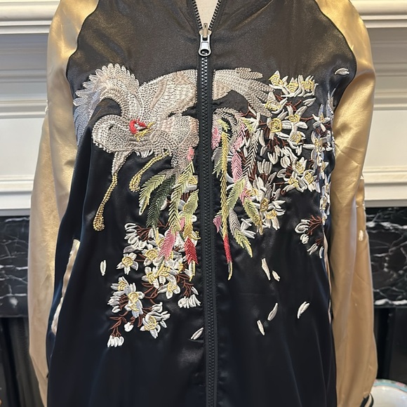 Embroidered Satin black & gold reversible bomber jacket - Picture 2 of 6